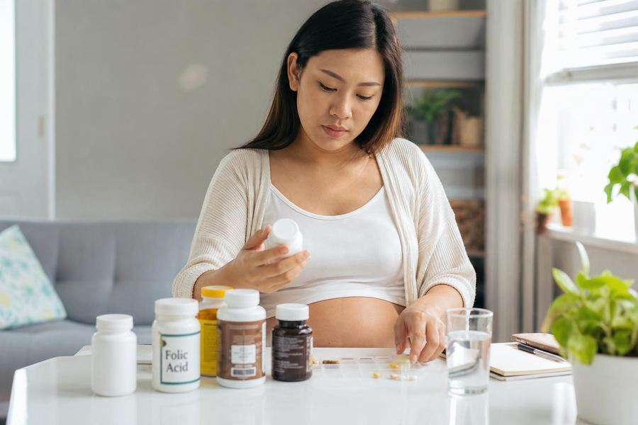 Suplemen Semasa IUI/IVF: Apa Yang Selamat Diambil?